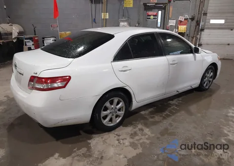 2011 Toyota Camry Le from USA, damaged, VIN 4T1BF3EK9BU696979